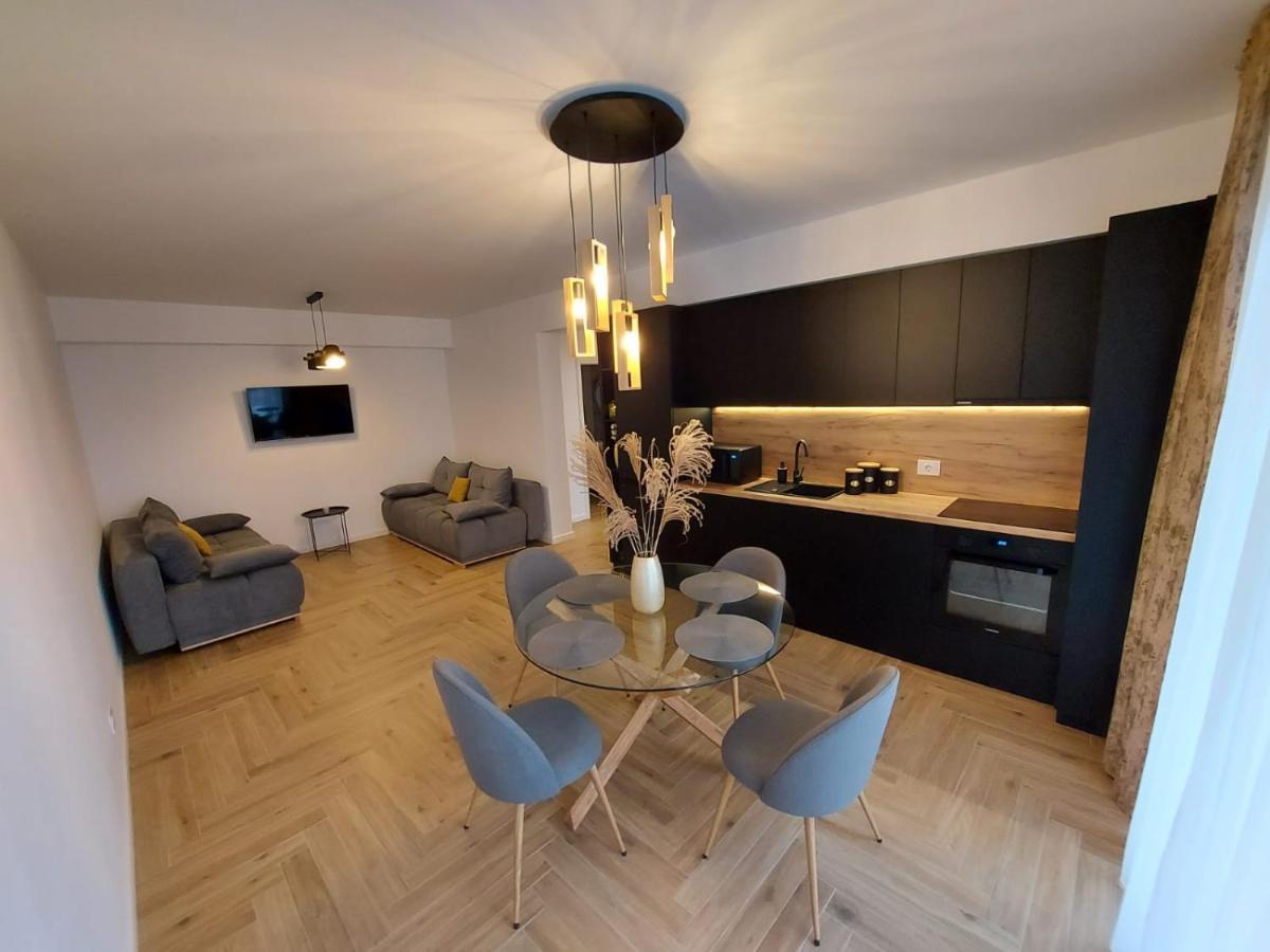 Panoramic Apartments Oradea Exteriör bild