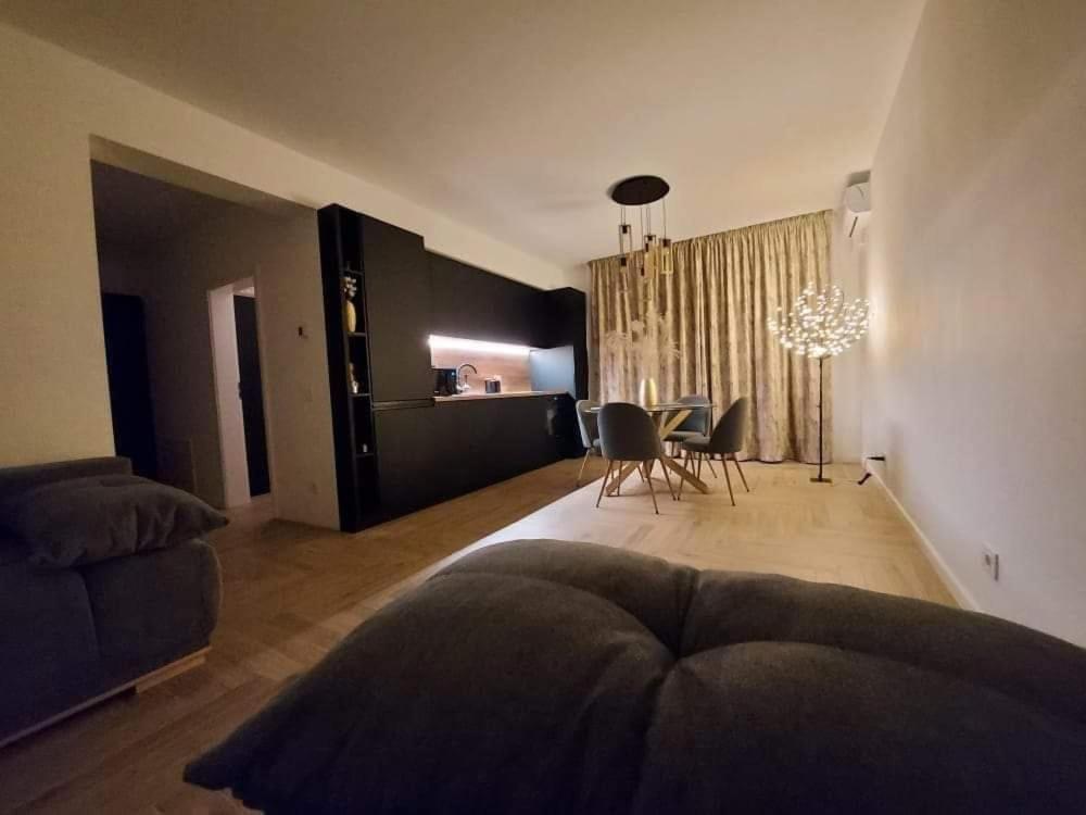Panoramic Apartments Oradea Exteriör bild